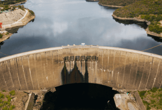 Problems of Aging Dams in the World